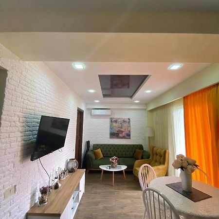 Apartament Victoria Leilighet Tbilisi Eksteriør bilde