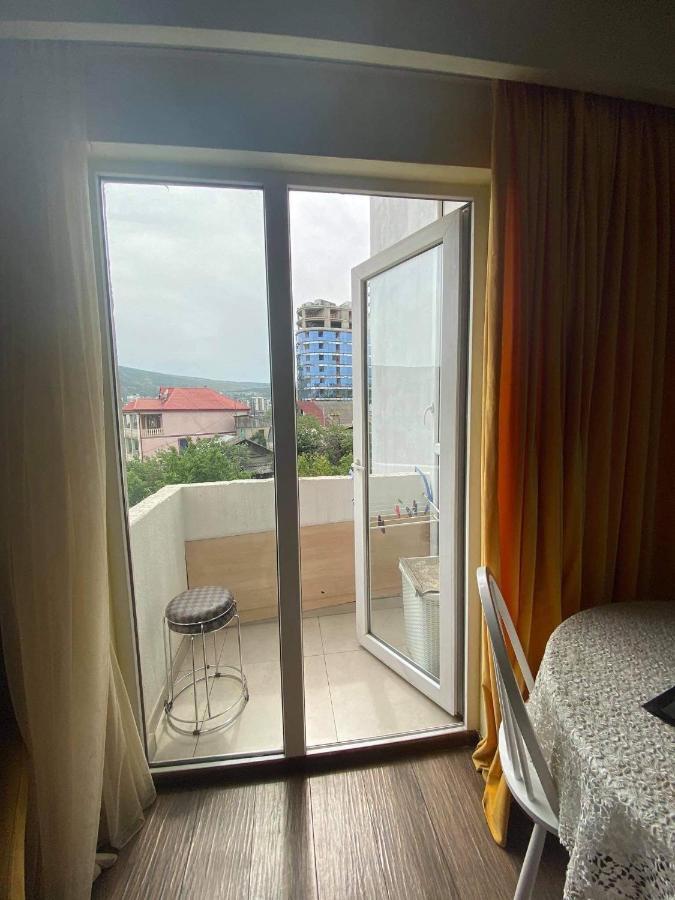 Apartament Victoria Leilighet Tbilisi Eksteriør bilde