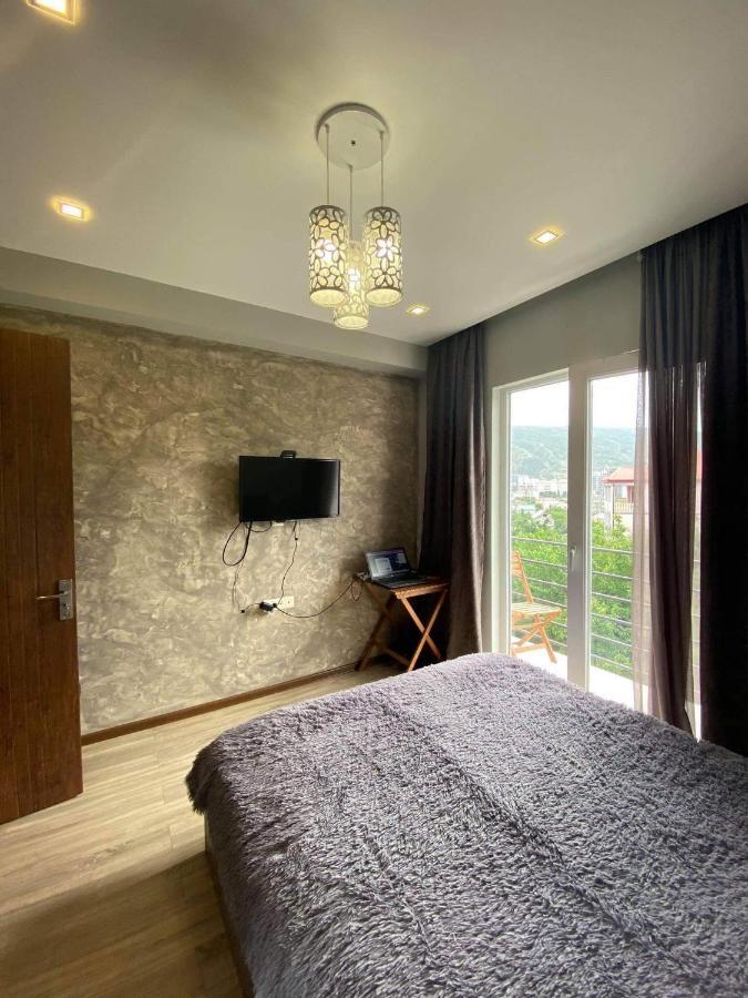Apartament Victoria Leilighet Tbilisi Eksteriør bilde