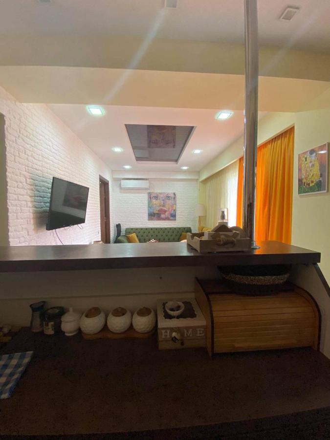 Apartament Victoria Leilighet Tbilisi Eksteriør bilde